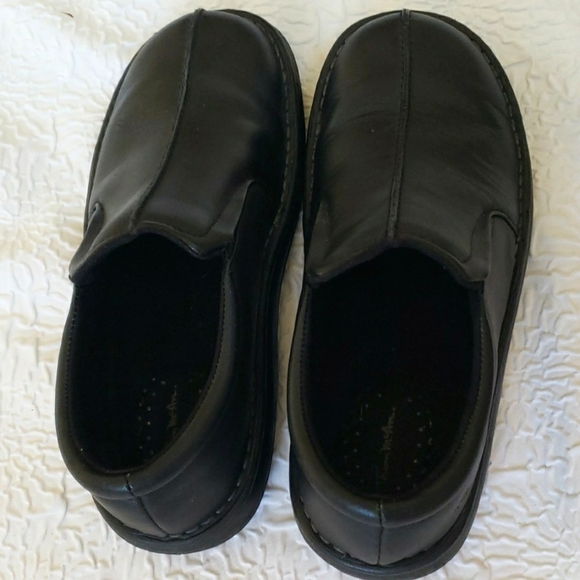 Thom McAn Black Leather Marcos Loafer Shoe, Comfort slip-on. Size 8 main image 4